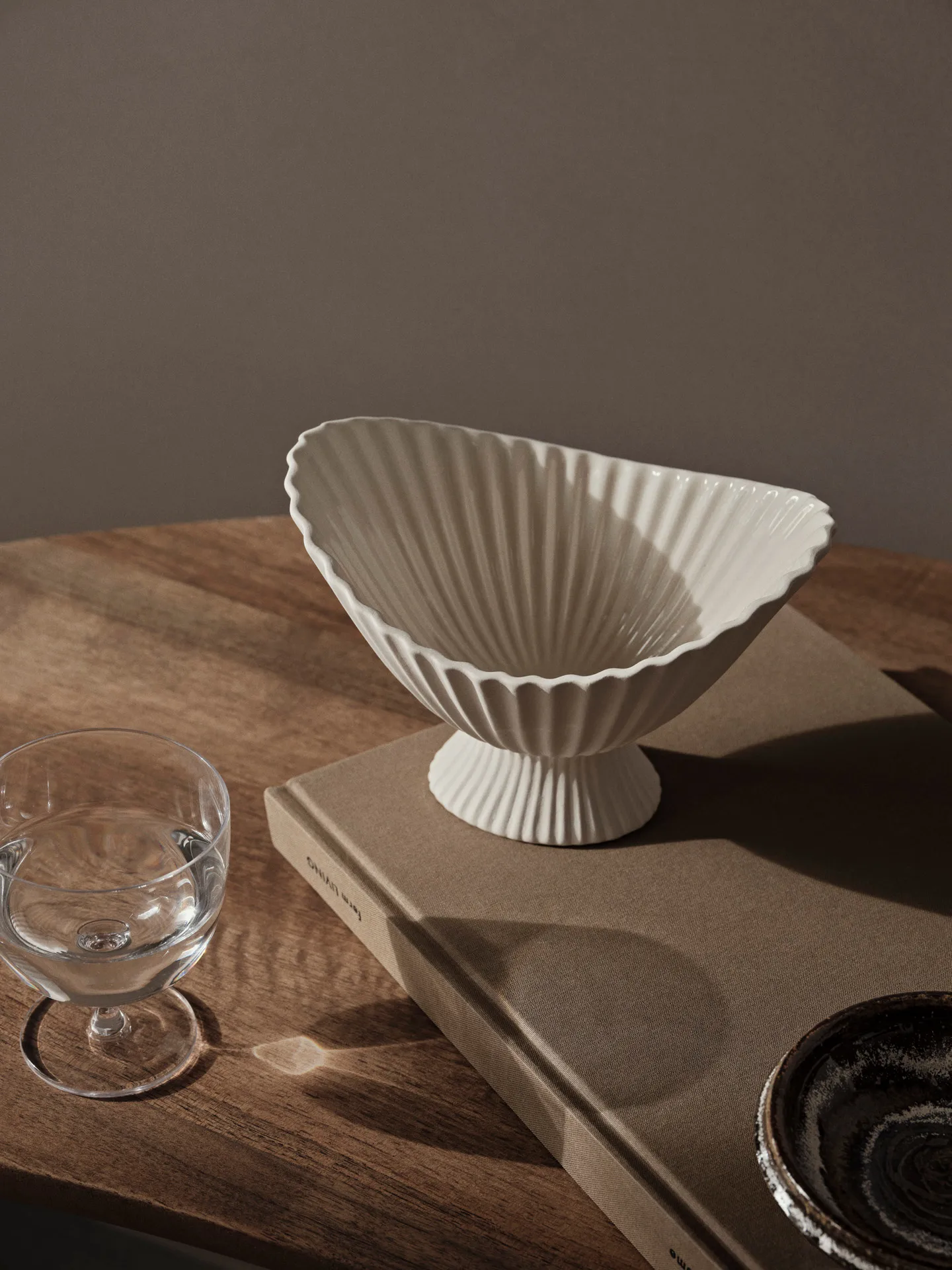 Fountain bowl 19 cm, Off-white Ferm Living