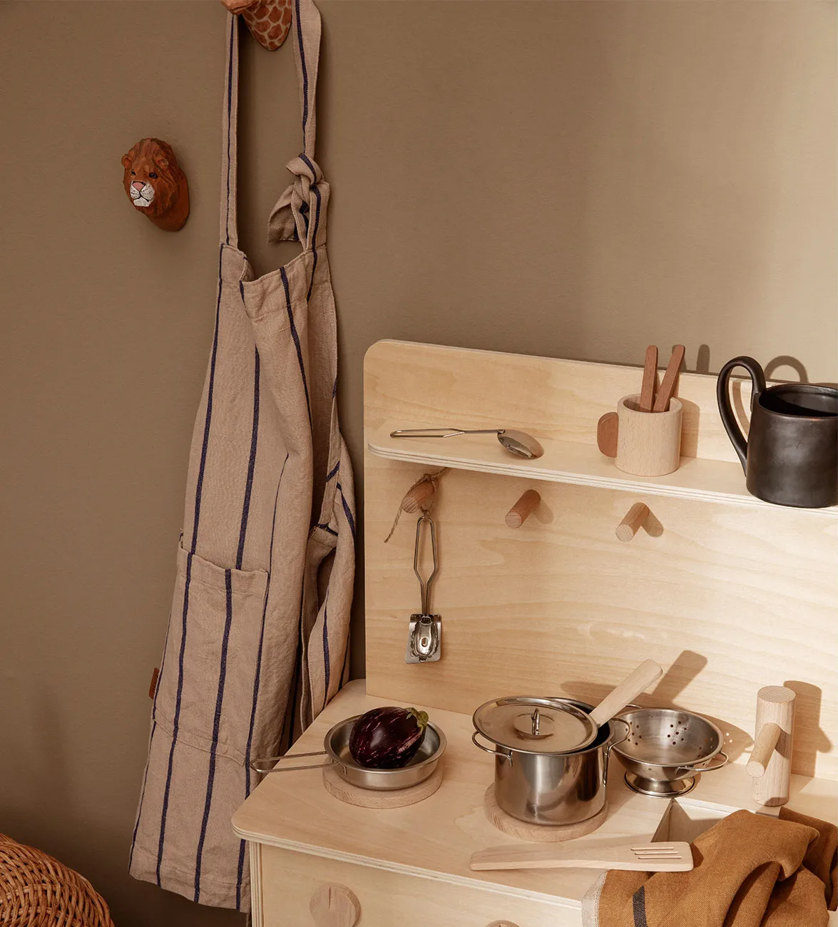 Hale children's apron, Pink-light blue Ferm Living