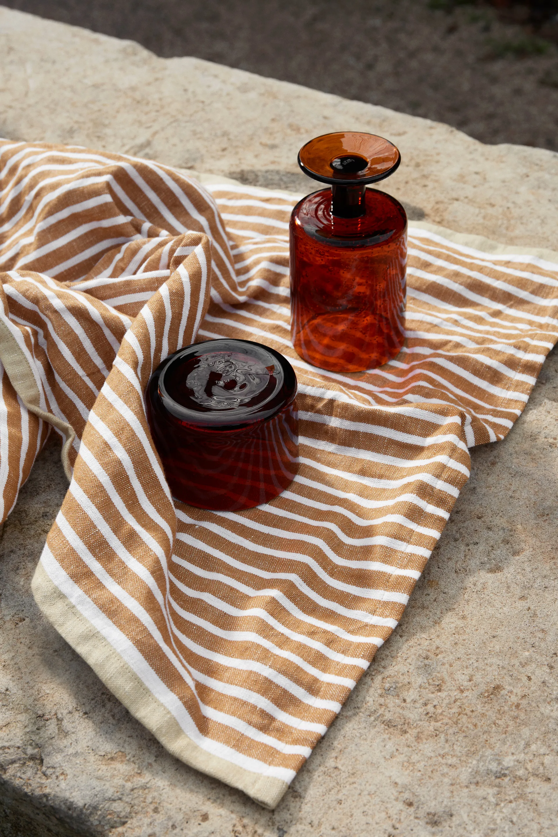 Hale kitchen towel 50x70 cm, Golden brown-silver fern Ferm Living