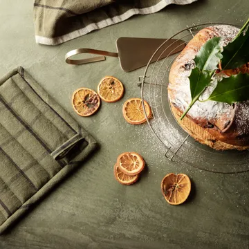 Hale oven mitt 2-pack - green-black - Ferm Living