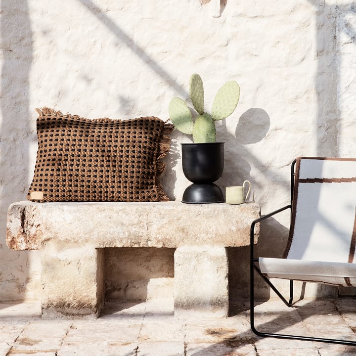 Hourglass flower pot extra small Ø21 cm, Black-dark grey Ferm Living