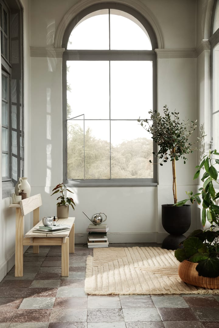 Hourglass flower pot medium Ø41 cm, Black-dark grey Ferm Living