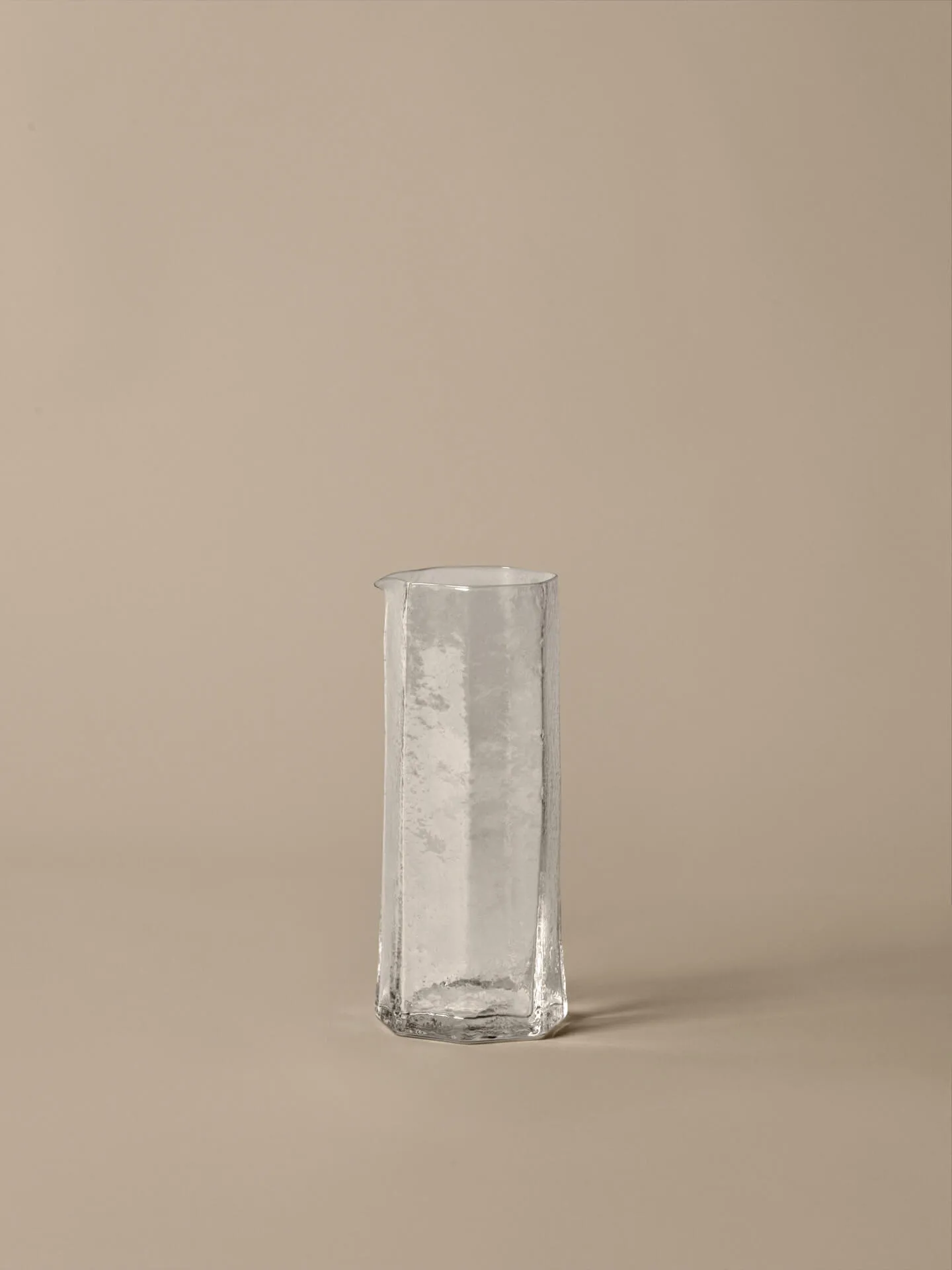 Kiru carafe, Clear, 1 L Ferm Living
