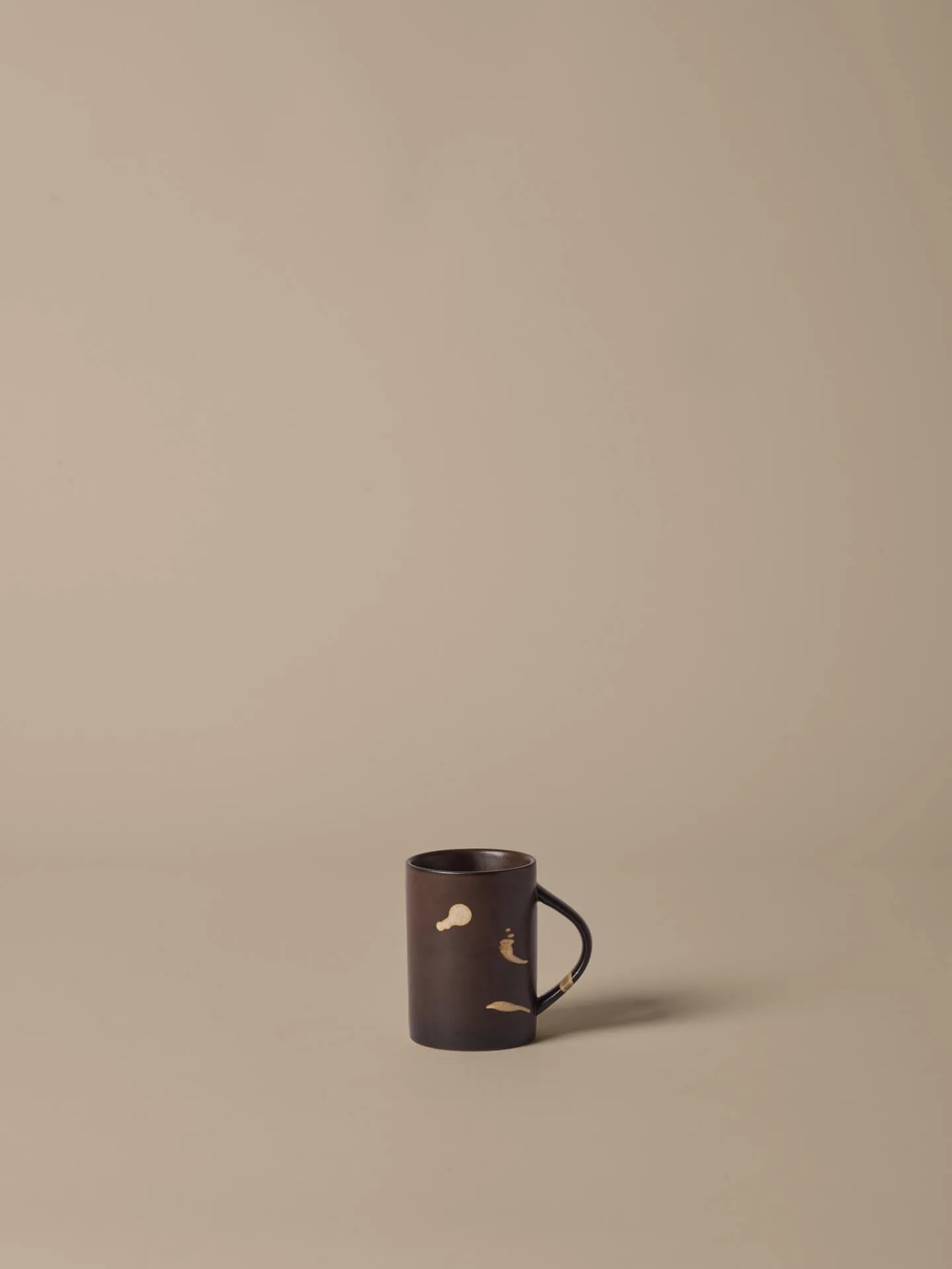 Koyo mug 30 cl, Dark brown-buff Ferm Living