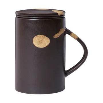 Koyo tea mug with infuser 40 cl - Dark brown-buff - Ferm Living