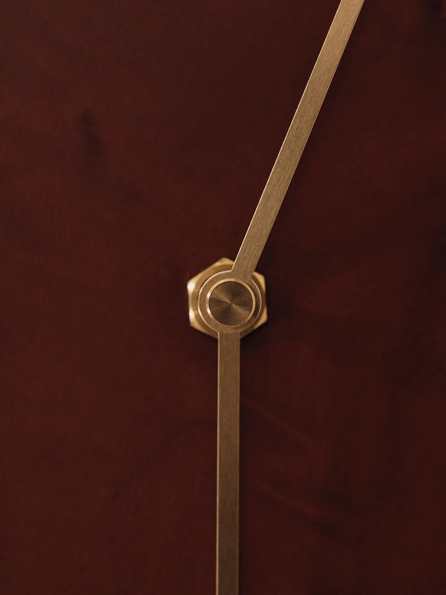 Melt wall clock 28x33 cm, Dark stained burl Ferm Living