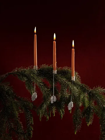 Oak leaf Christmas tree candle holder 4-pack - Silver - Ferm Living