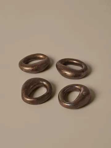 Orrith napkin ring 4-pack - Rustic bronze - Ferm Living