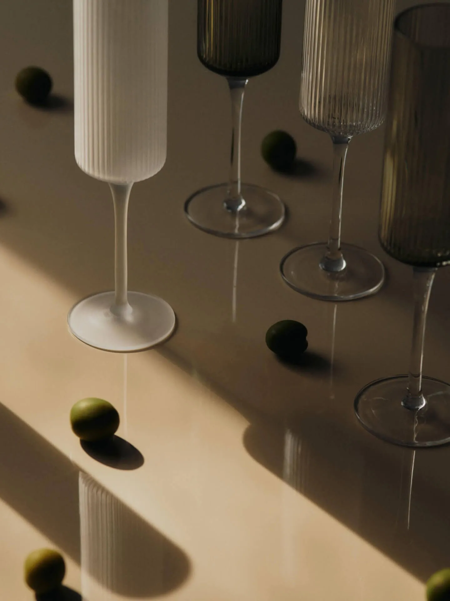 Ripple Champagne flutes champagne glasses 15 cl 2-pack, Clear Ferm Living