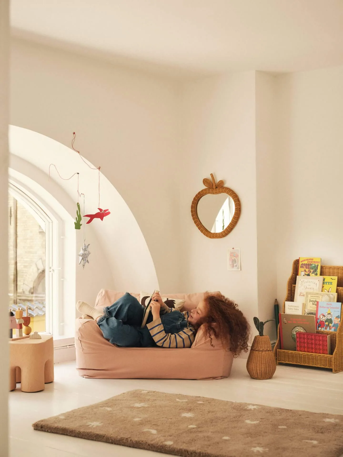 Rivan display bookcase, Natural, 42x35x65 cm Ferm Living