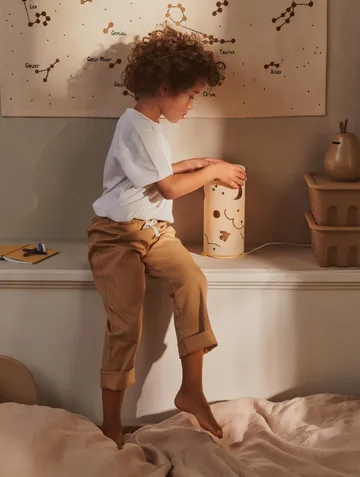 Skye table lamp - Natural-bronze - Ferm Living