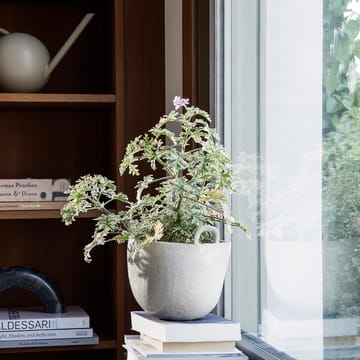 Speckle flower pot Ø30 cm - off white - Ferm Living