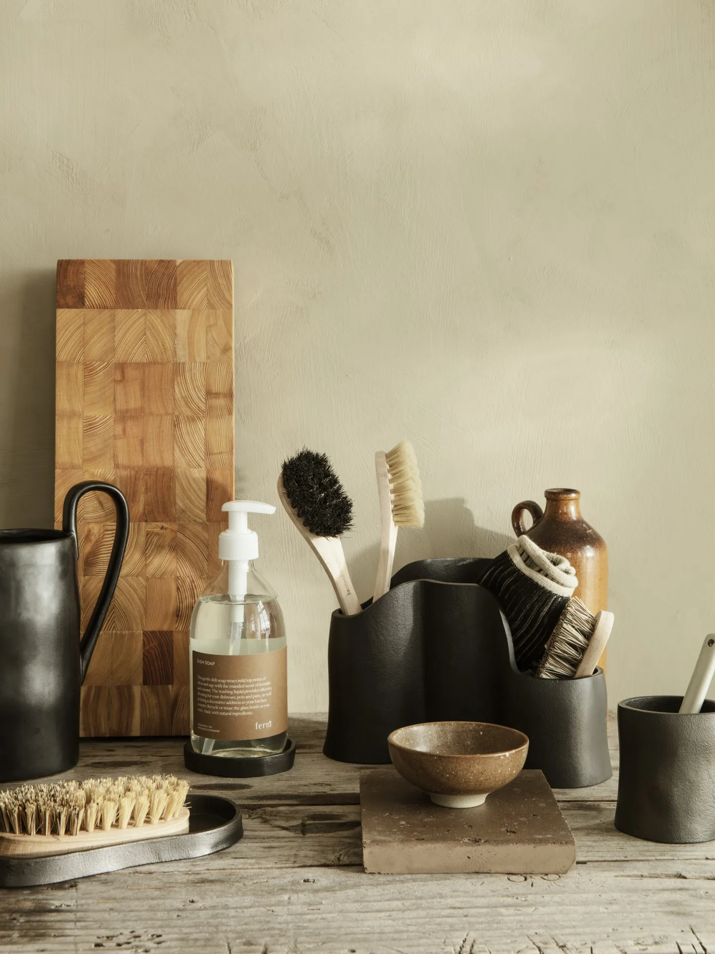 Yama tray oval 9.5x19 cm, Blackened aluminum Ferm Living