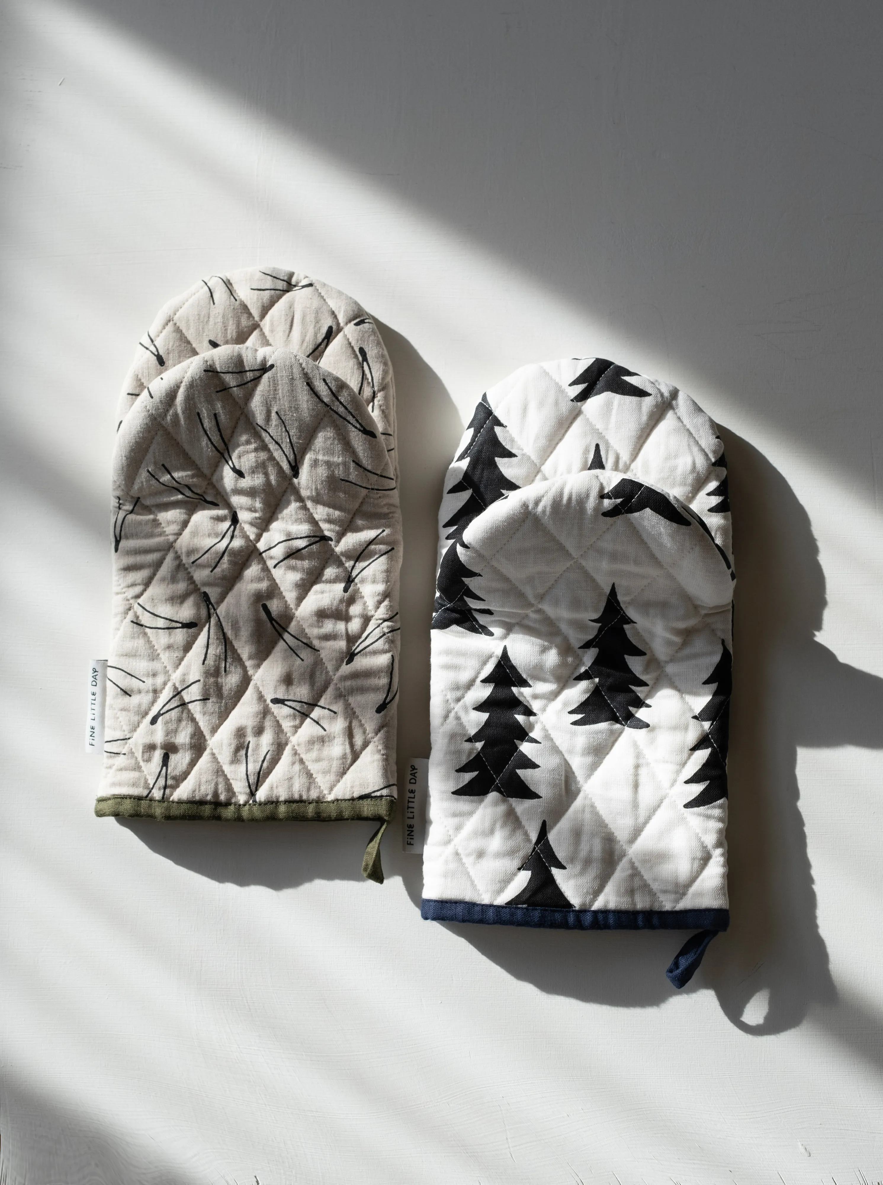 調理器具 FiNE LiTTLE DAY QUILTED OVEN GLOVE BARR Barr quilted oven glove - Fine Little Day | KitchenTime