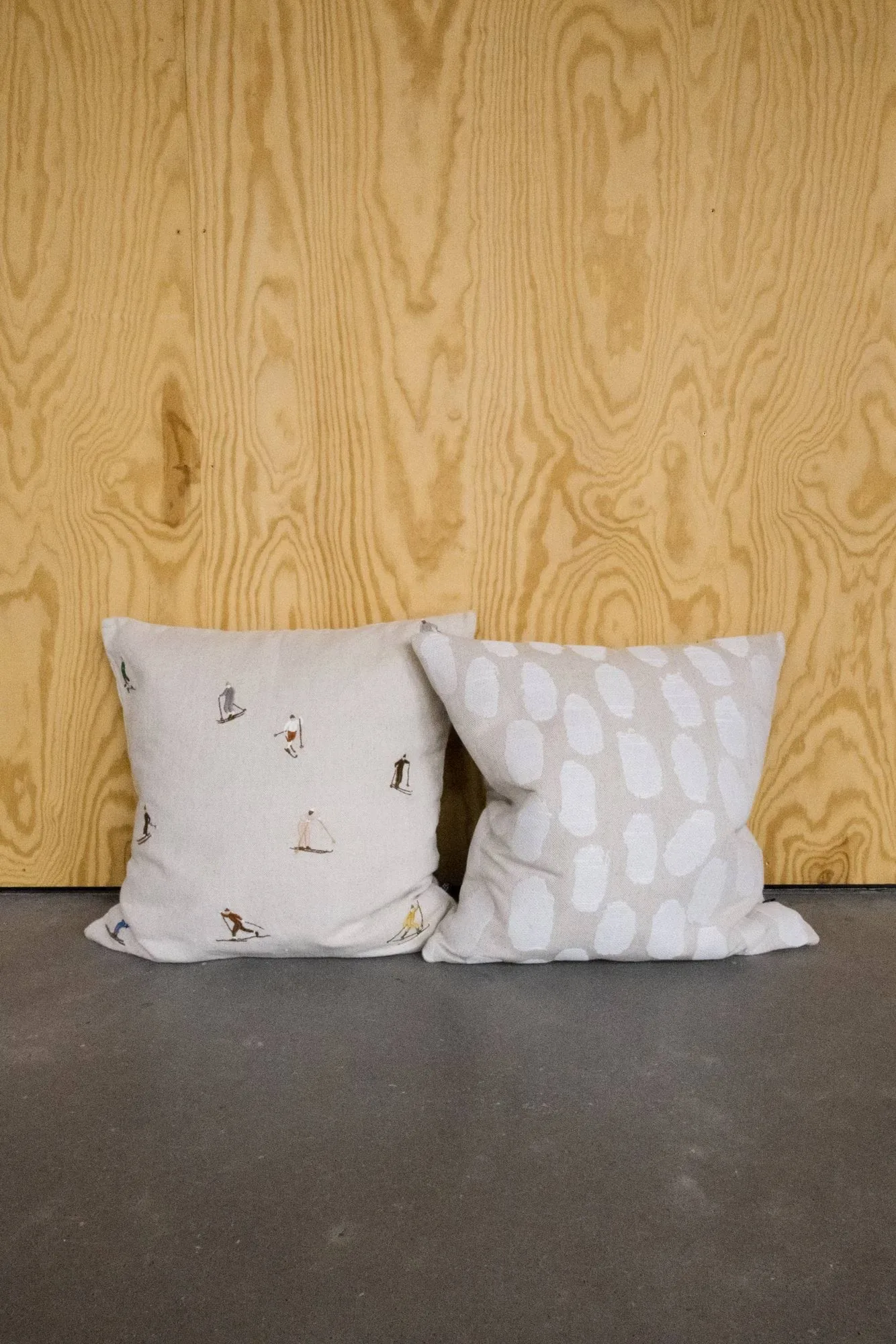 Dots cushion cover 48x48 cm, White-natural Fine Little Day