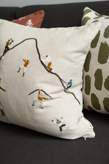 Mountain climbers pillowcase 48x48 cm - Natural - Fine Little Day