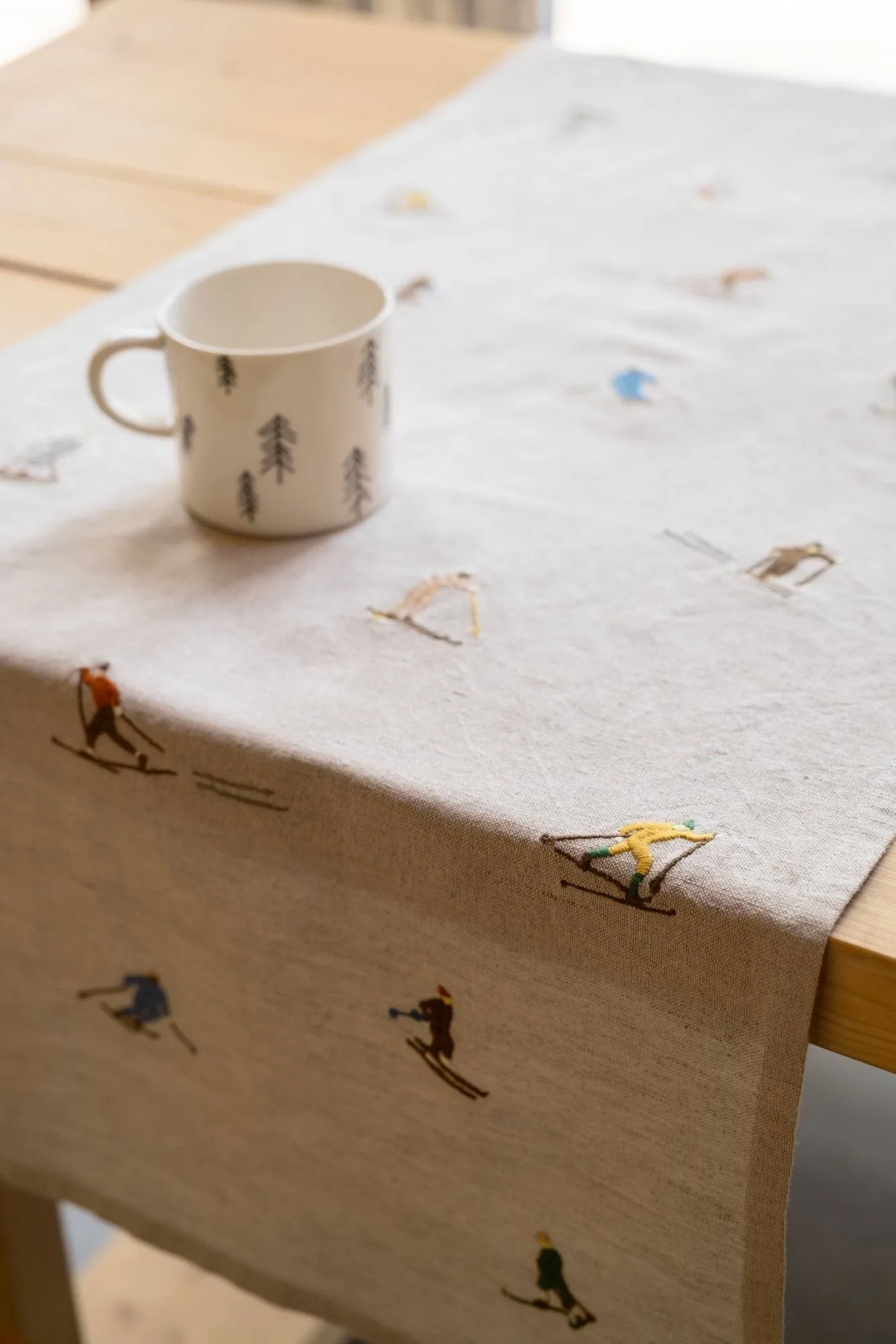 Skiers table runner, Natural, 45x150 cm Fine Little Day