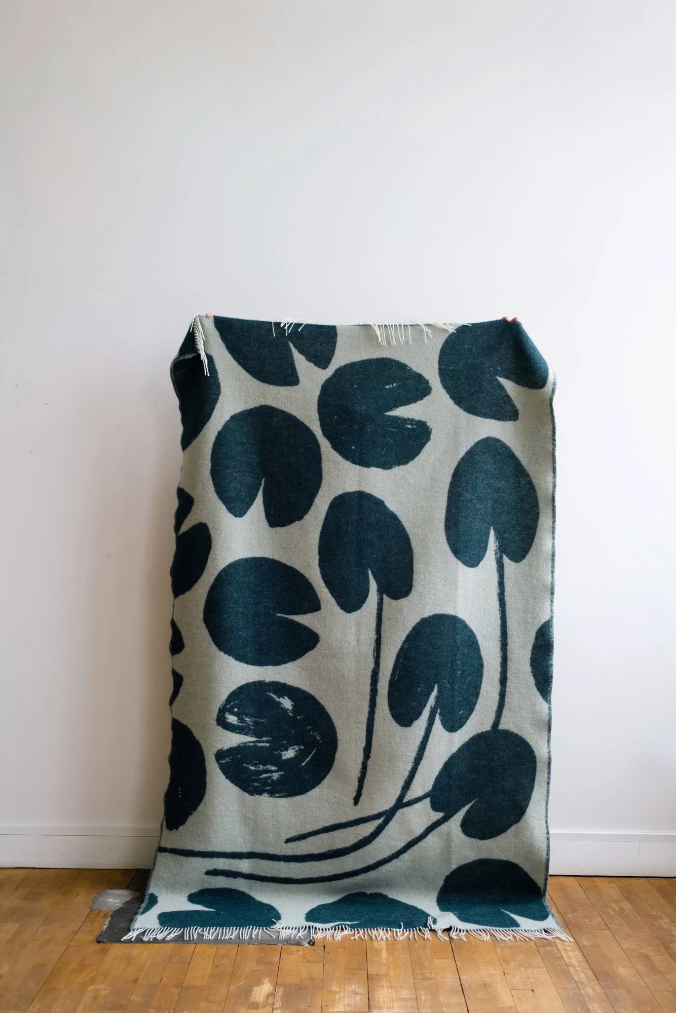 Water lilies throw 130x220 cm, Green Fine Little Day