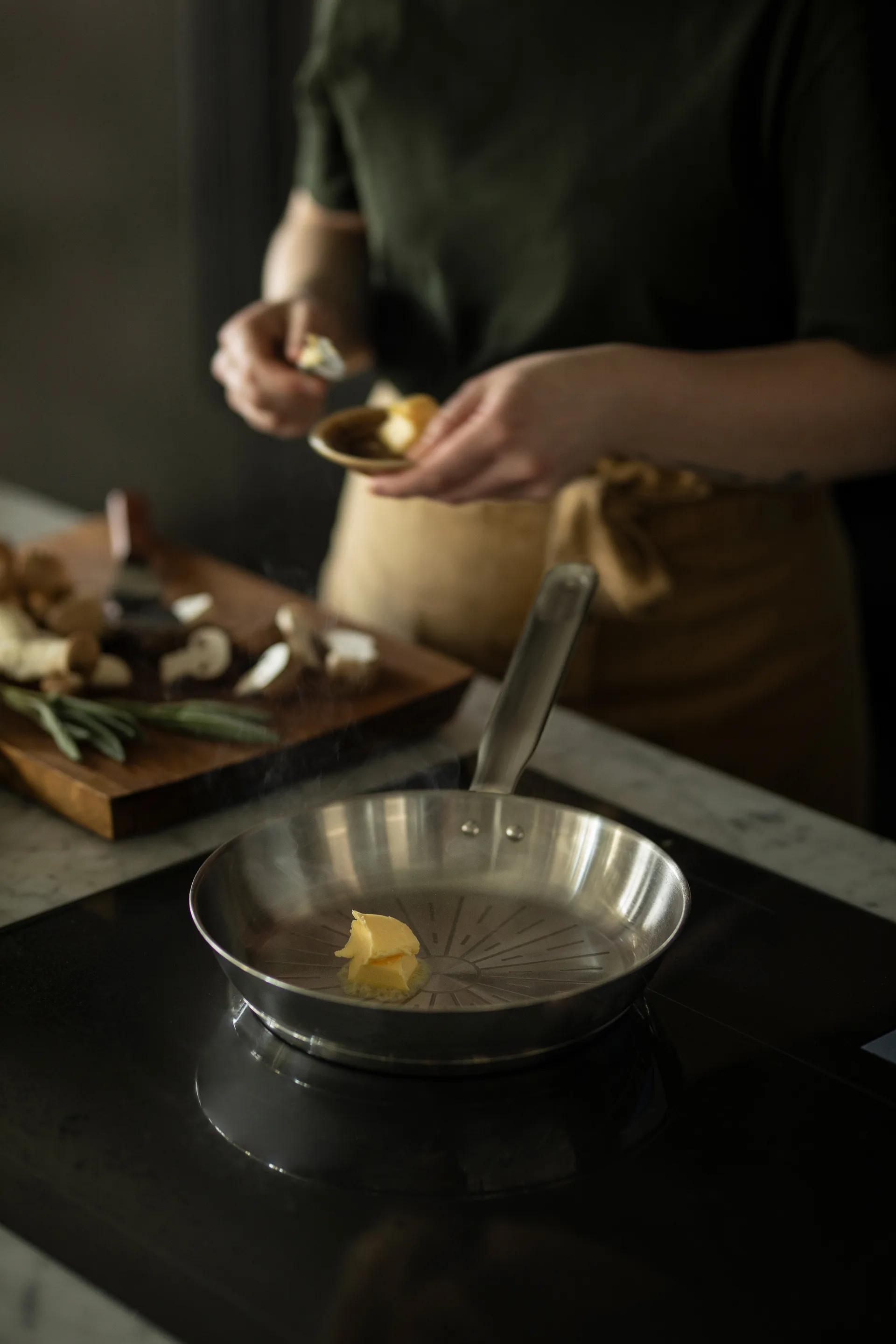 All Steel Pure frying pan set, 2 parts Fiskars