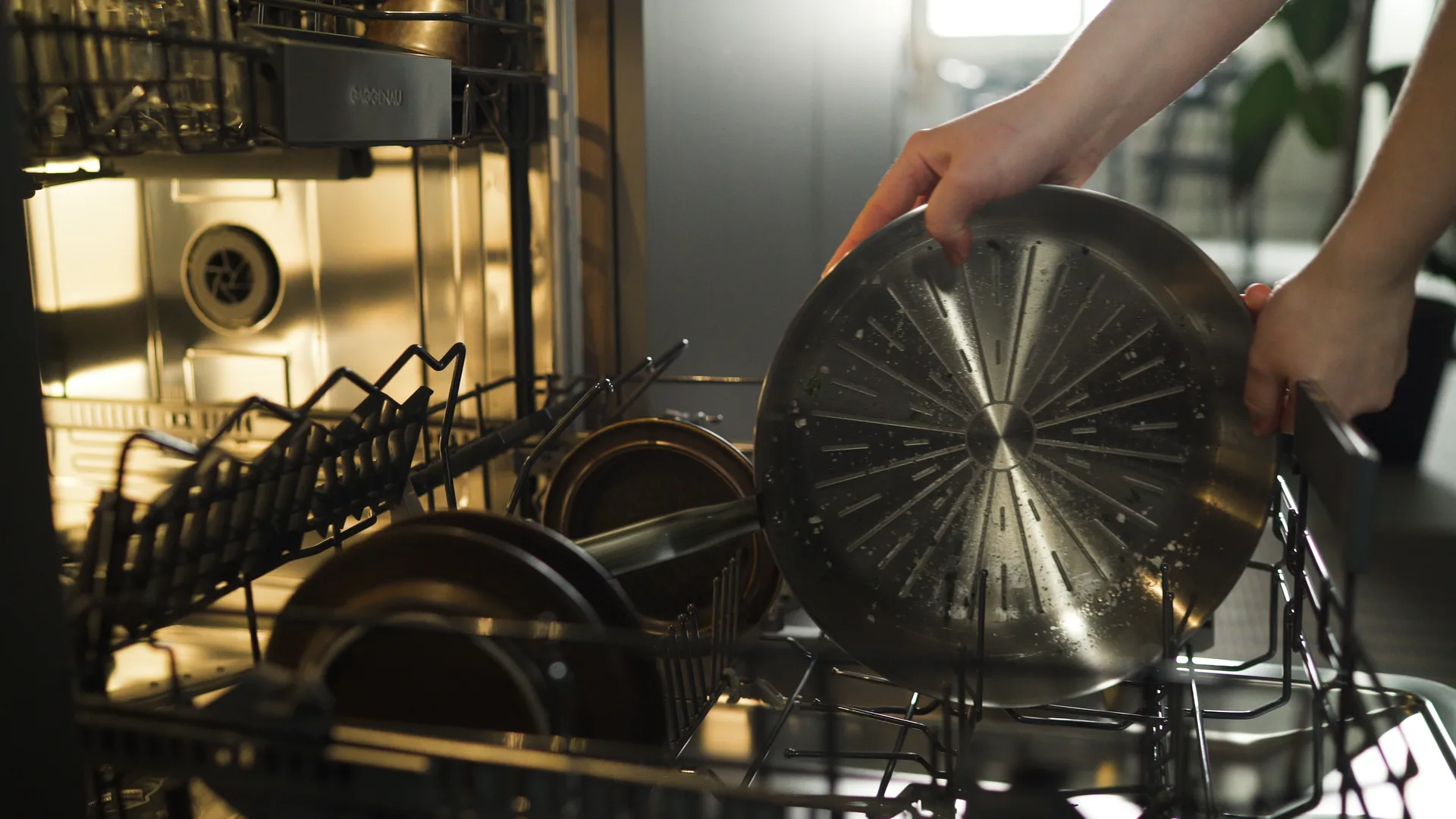 All Steel Pure frying pan set, 2 pieces Fiskars