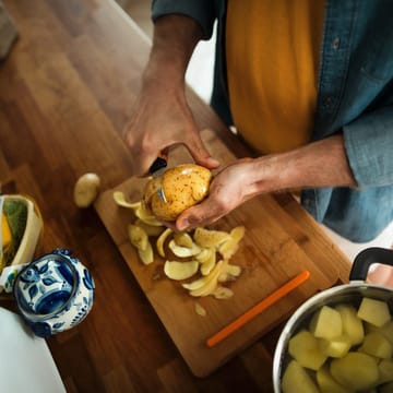 Functional Form curved paring knife - 7 cm - Fiskars