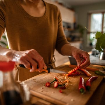 Functional Form vegetable knife - 11 cm - Fiskars