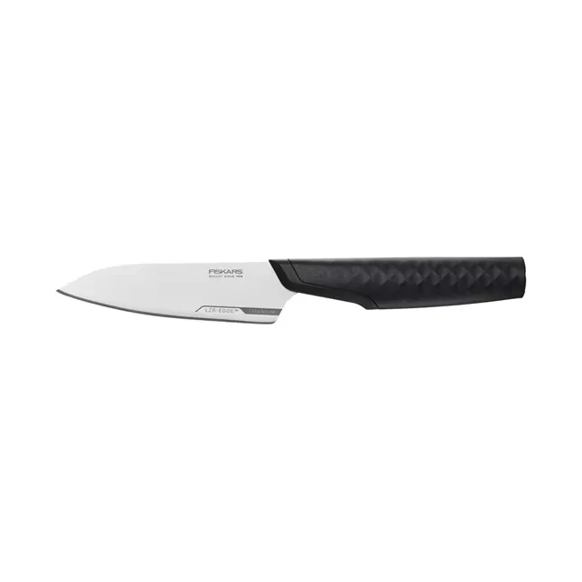 Taiten peeling knife, 10 cm Fiskars