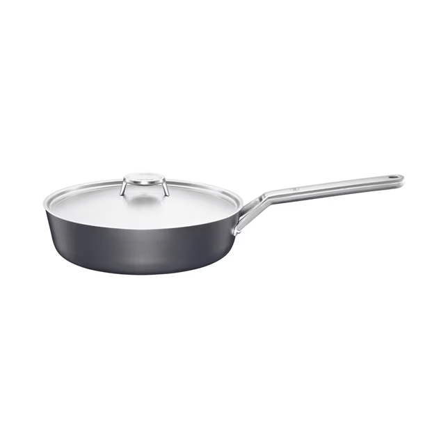 Taiten saucepan with lid, 26 cm Fiskars