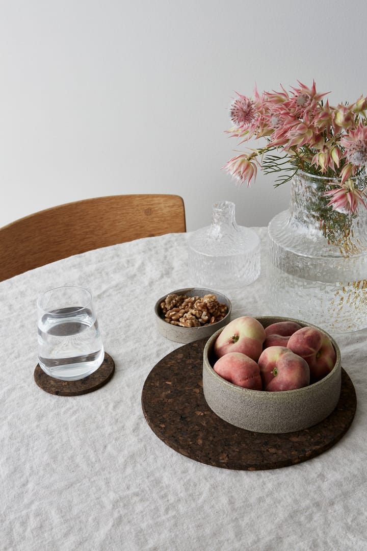 Cork trivet smoked, Ø27 cm Formgatan