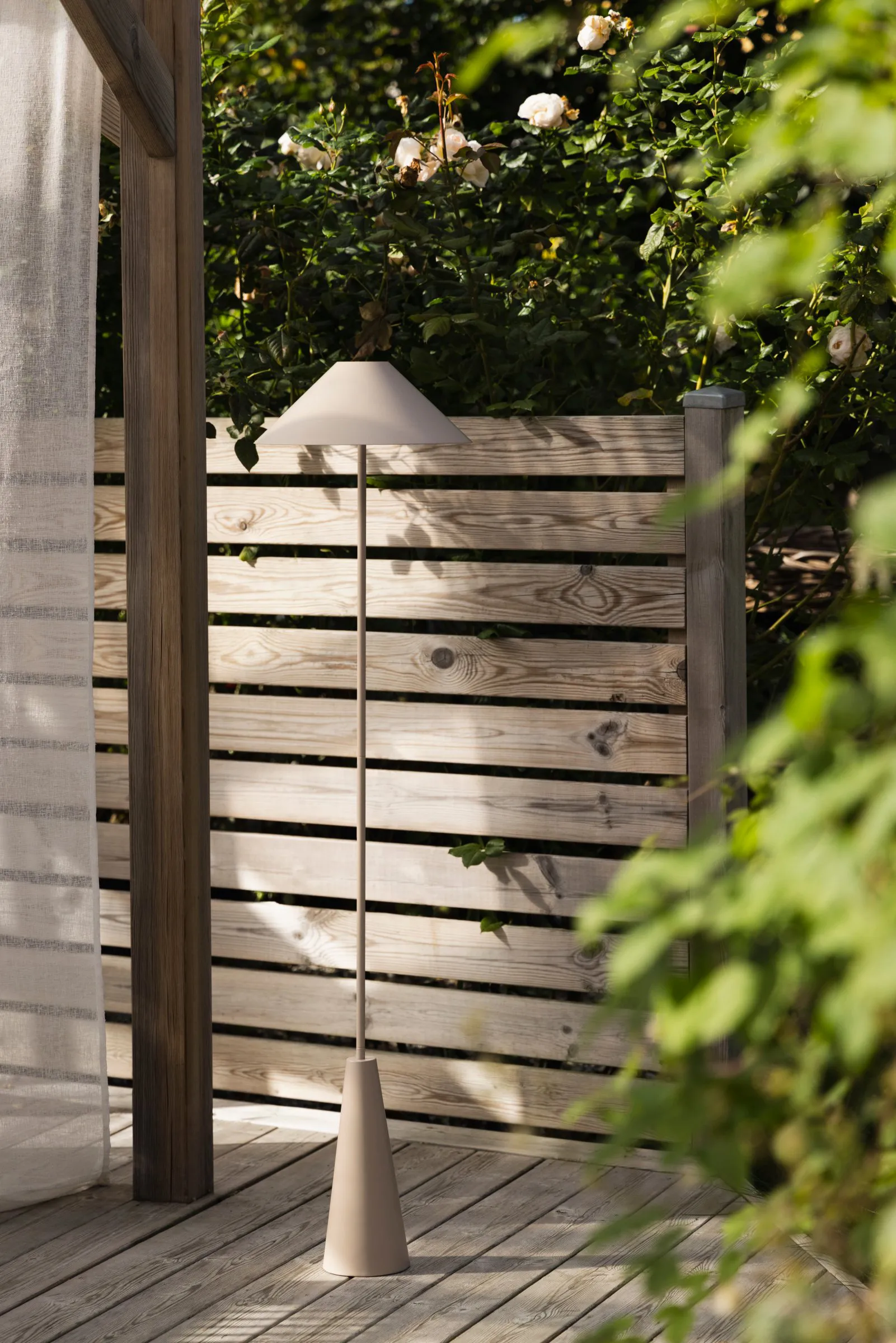 Cannes portable floor lamp, Mud Globen Lighting