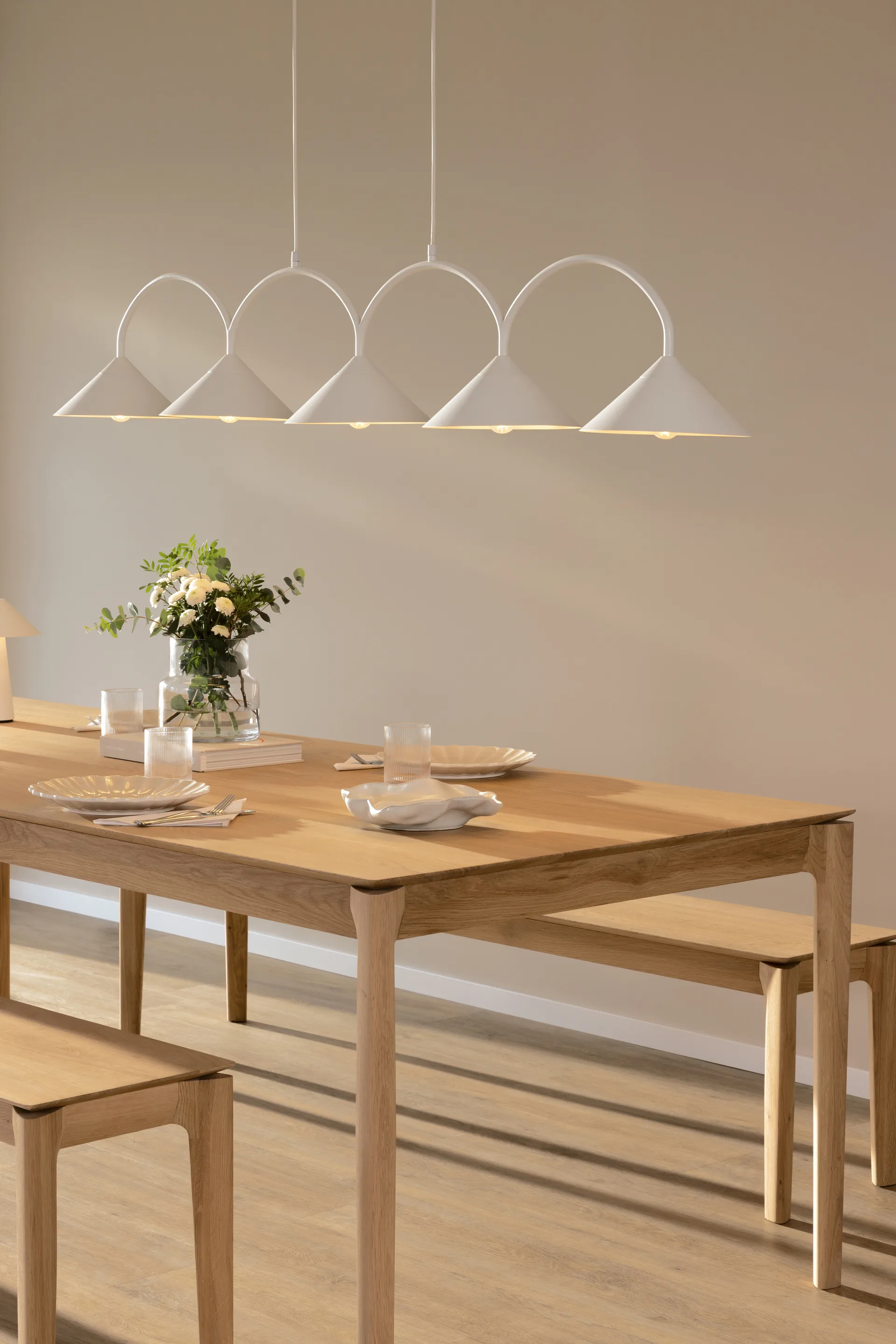 Curve pendant lamp 5, White Globen Lighting