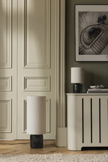 Florian table lamp - White bouclé/black, Ø20x39 cm - Globen Lighting