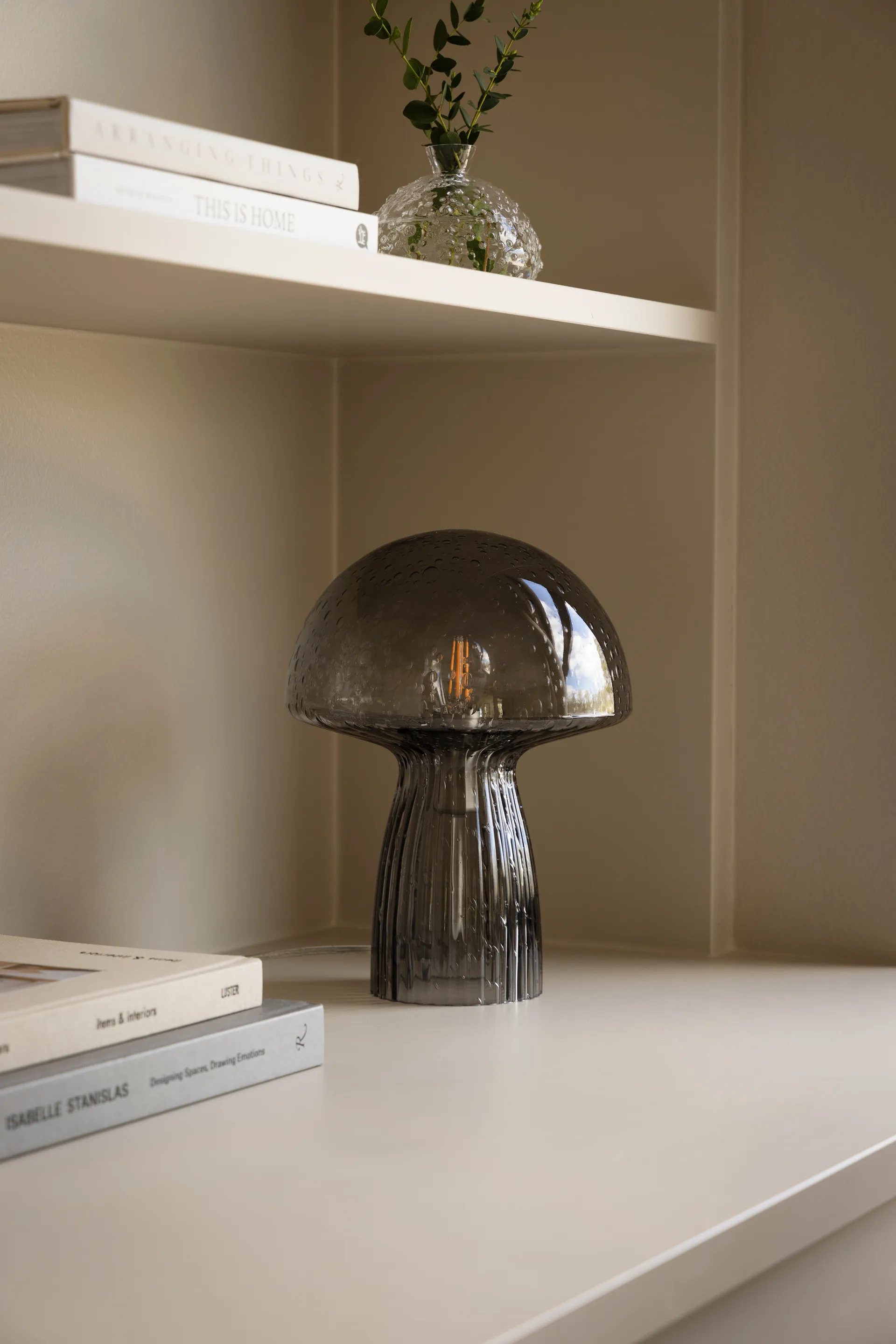 Fungo table lamp Special Edition Smoke, Ø22 cm, H:30 cm Globen Lighting