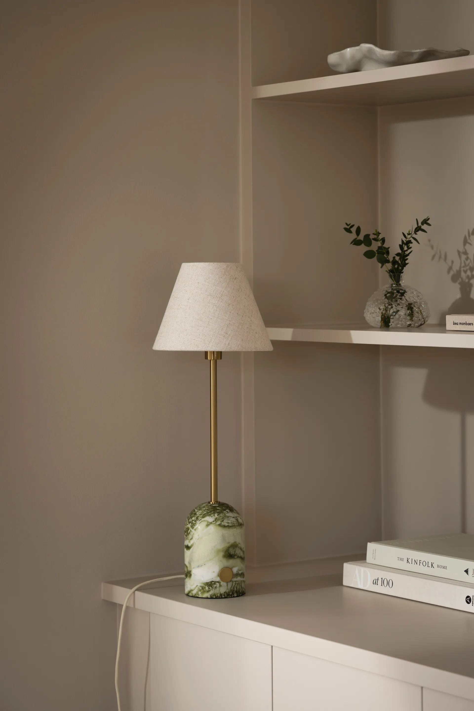 Gino 20 table lamp, Light green marble Globen Lighting