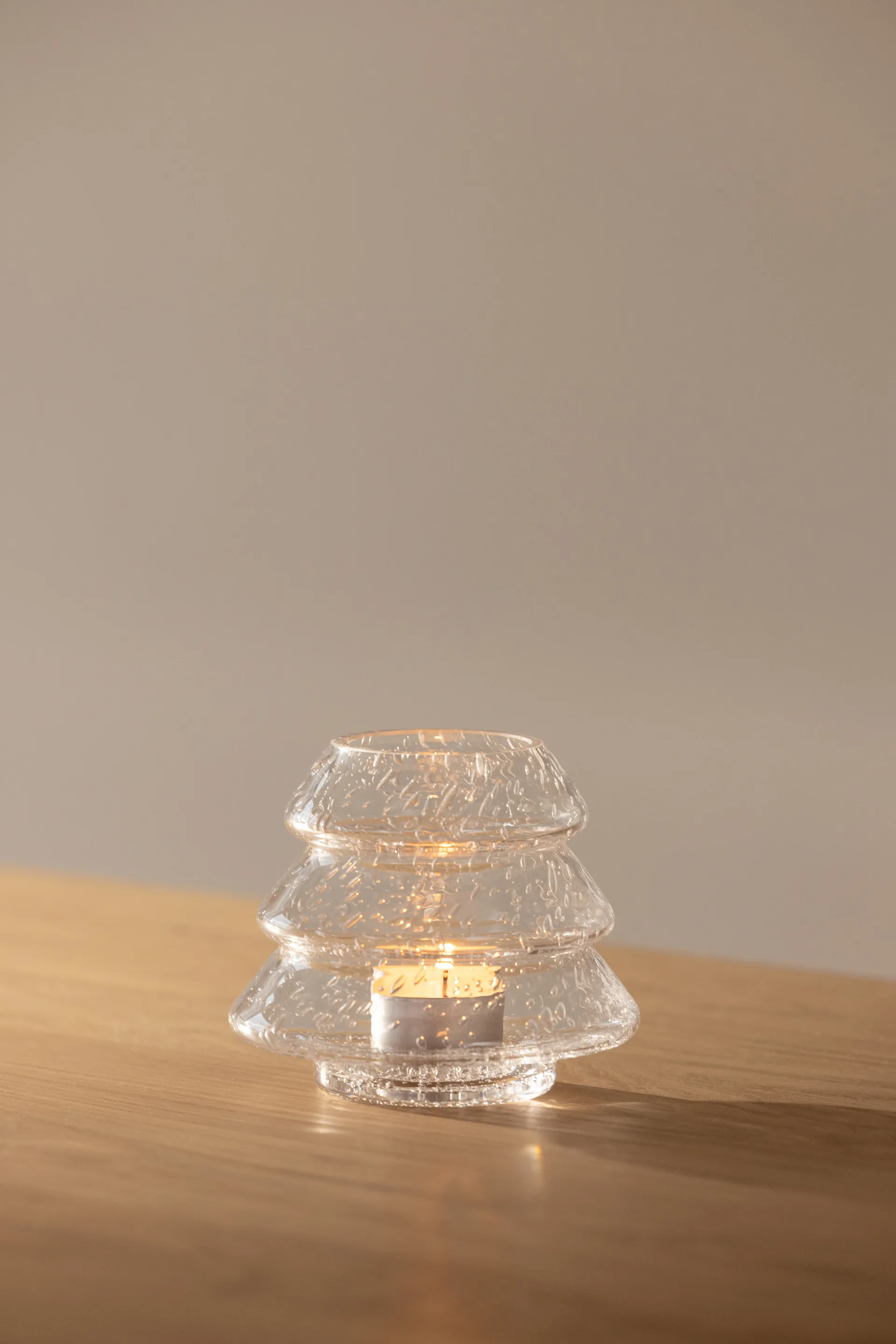 Gran 12 tealight holders, Clear Globen Lighting