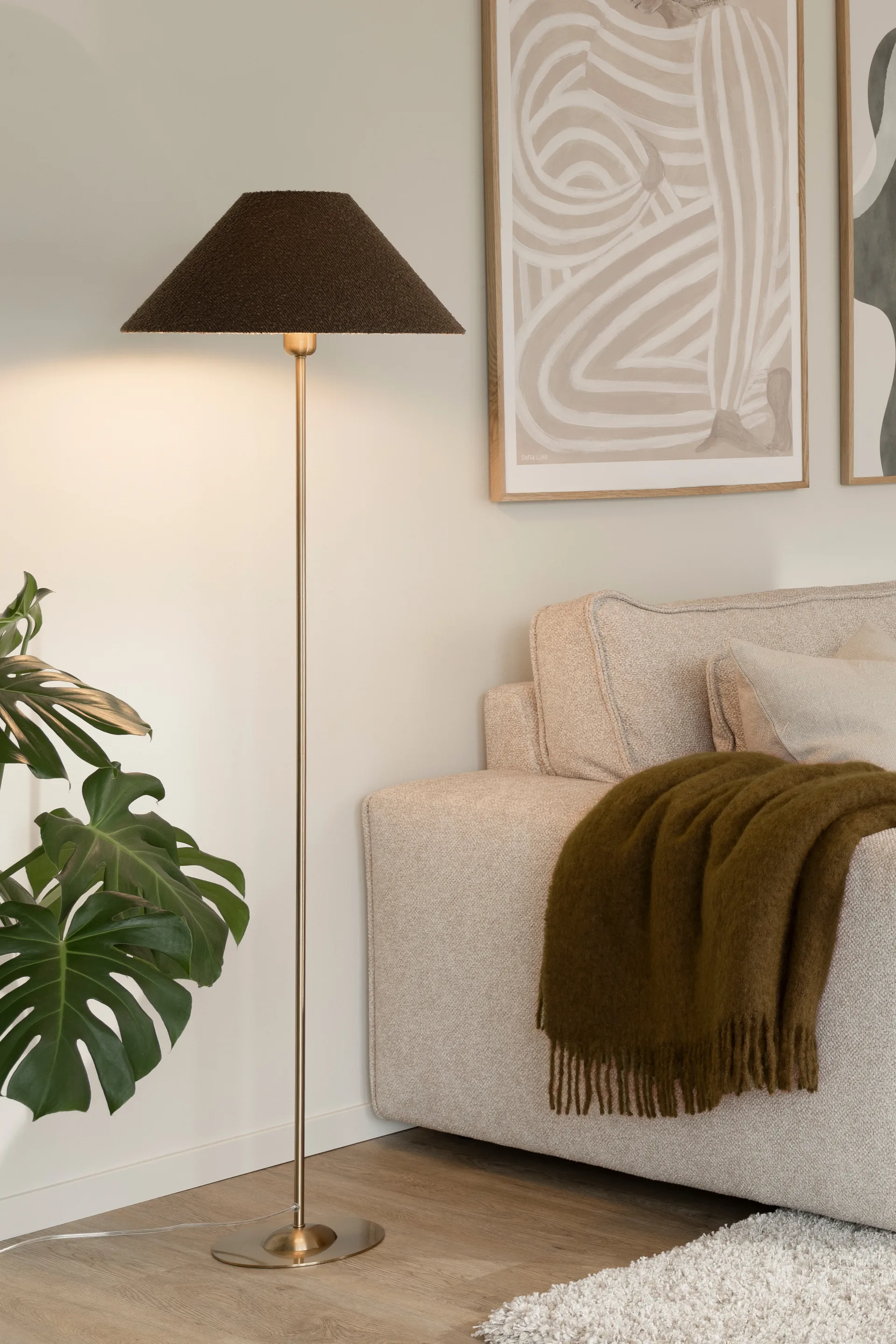 Iris 45 lampshade, Bouclé mocha Globen Lighting