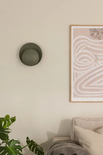 Orbit wall lamp - Moss green - Globen Lighting
