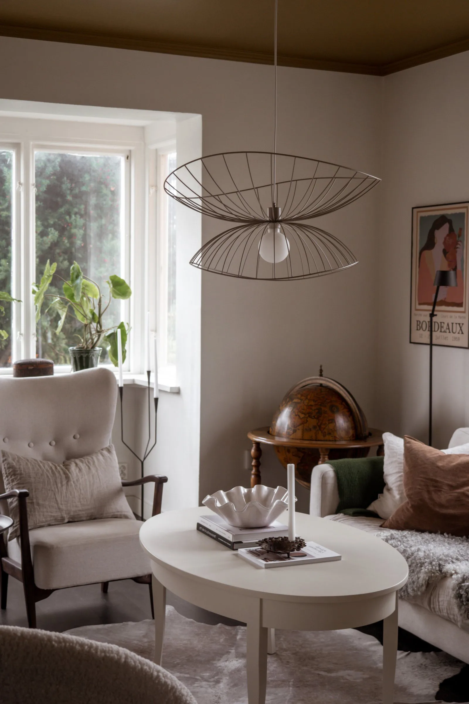 Ray ceiling lamp Ø70 cm, Mud Globen Lighting