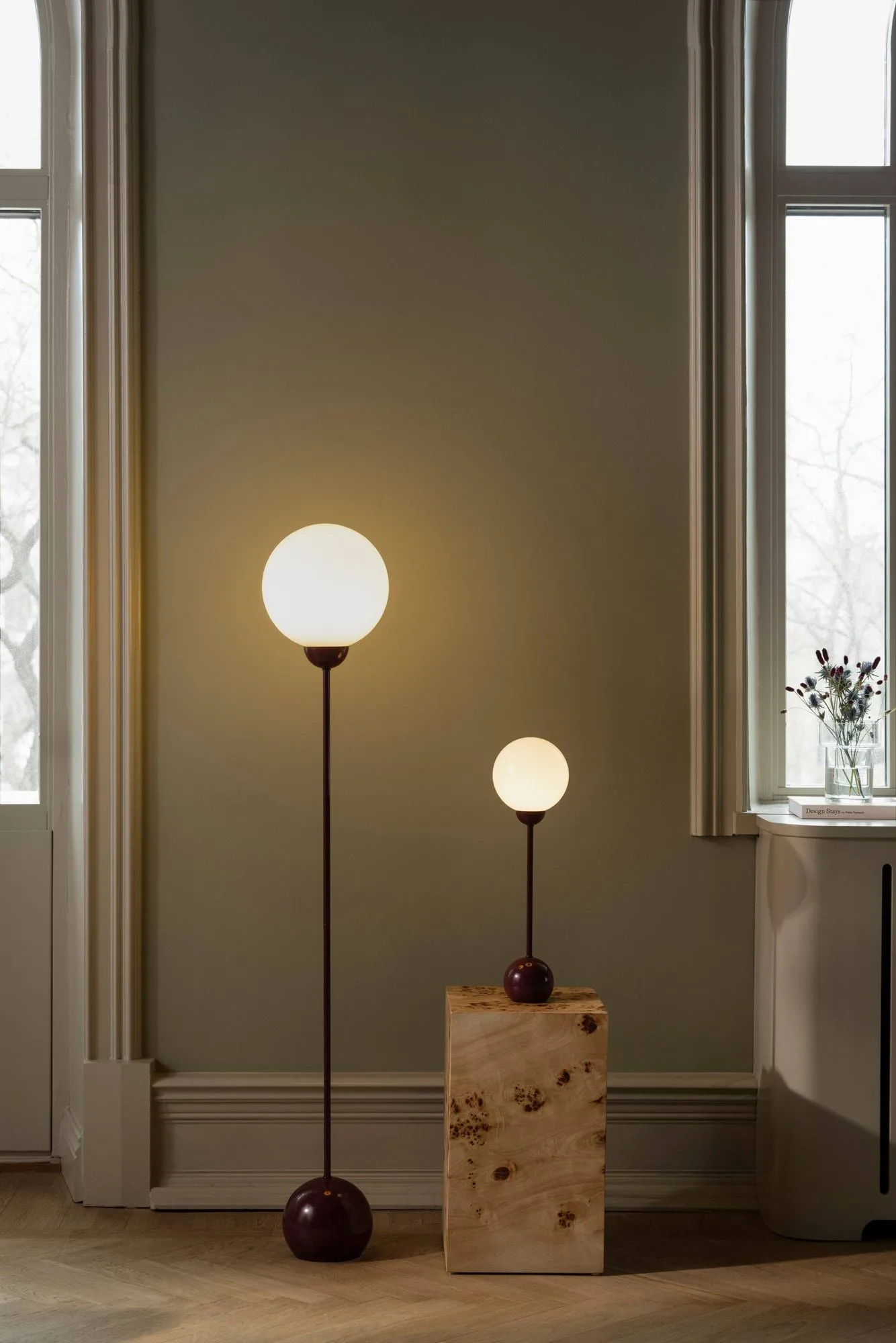 Ripley floor lamp, Burgundy Globen Lighting