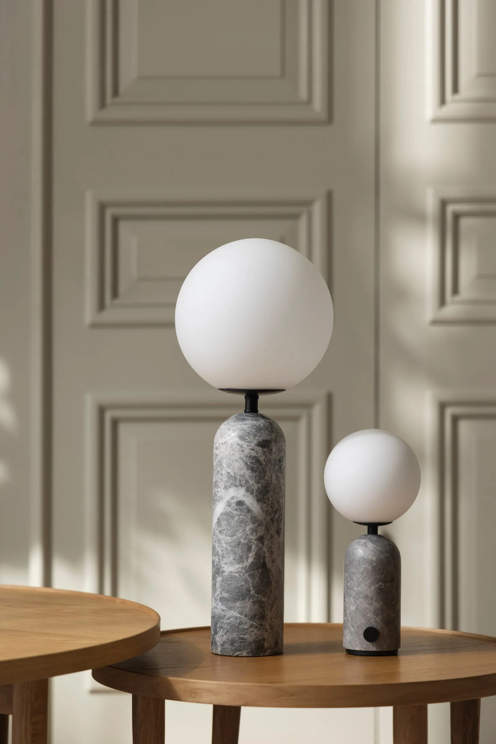 Torrano portable table lamp, Gray marble Globen Lighting