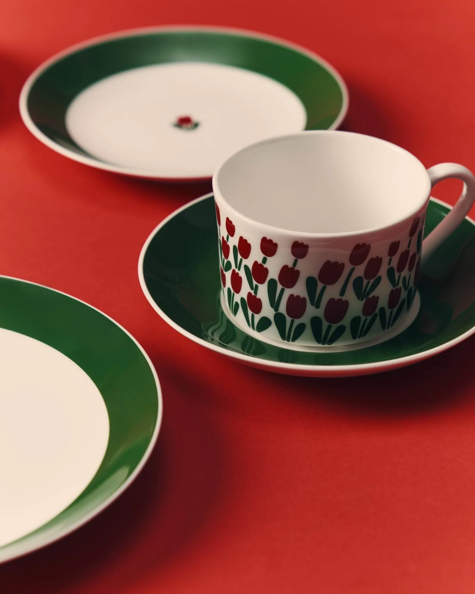 JULIANA teaware, Red, straight Gustafsbergs Porslinsfabrik
