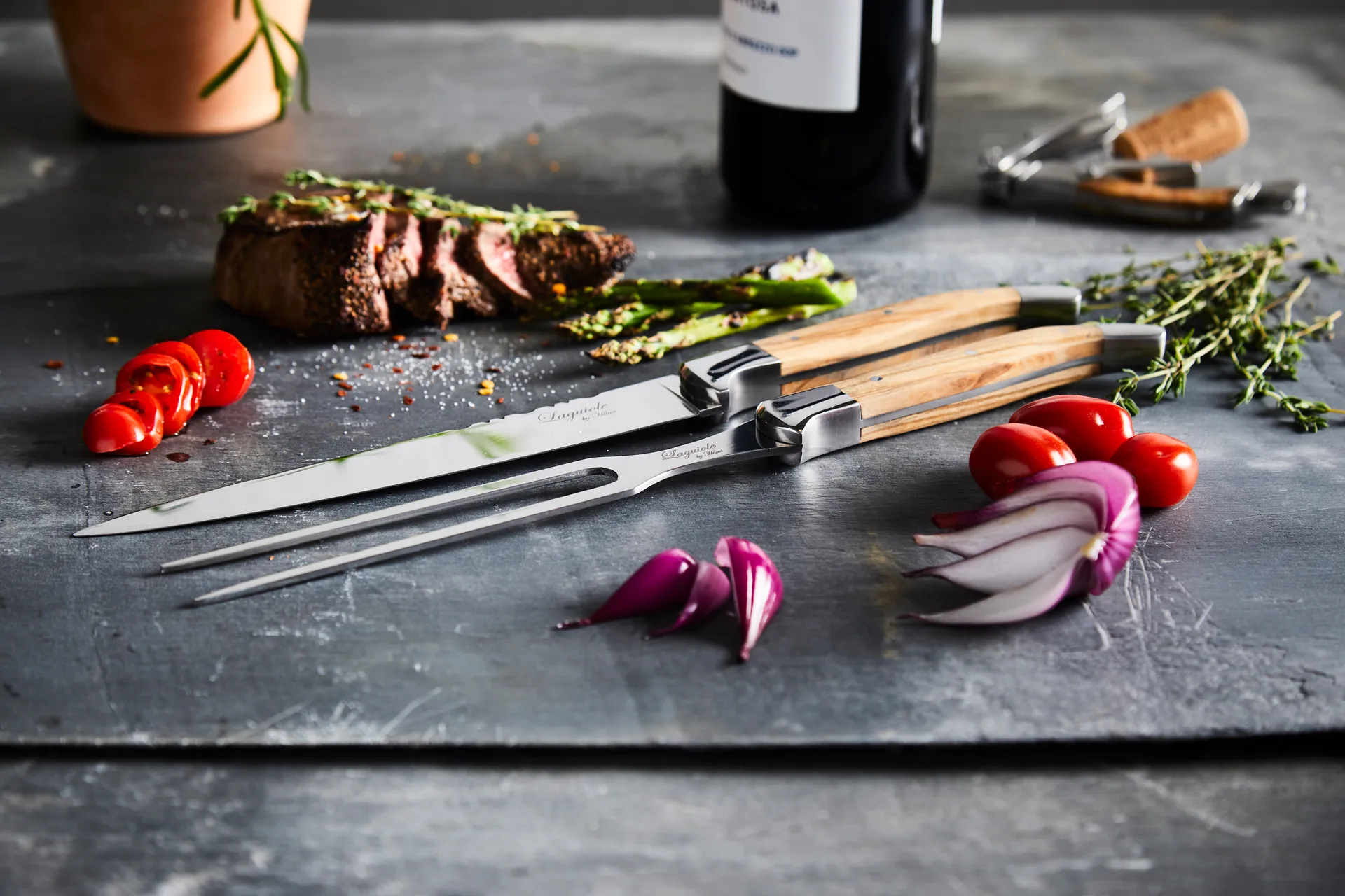 Laguiole By Hâws 2-piece carving set, Olive Hâws