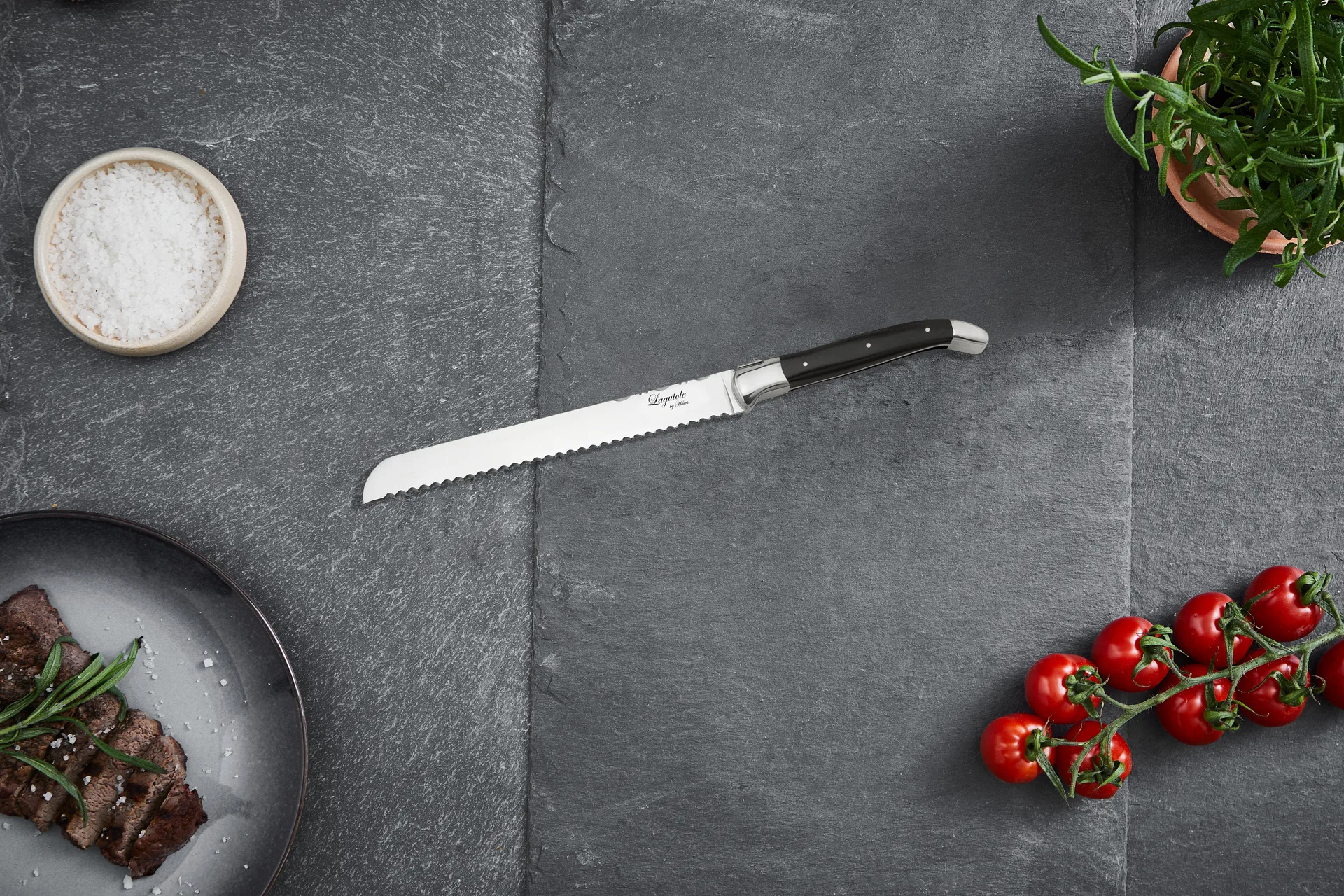 Laguiole by Hâws bread knife 24.4 cm, Black Hâws