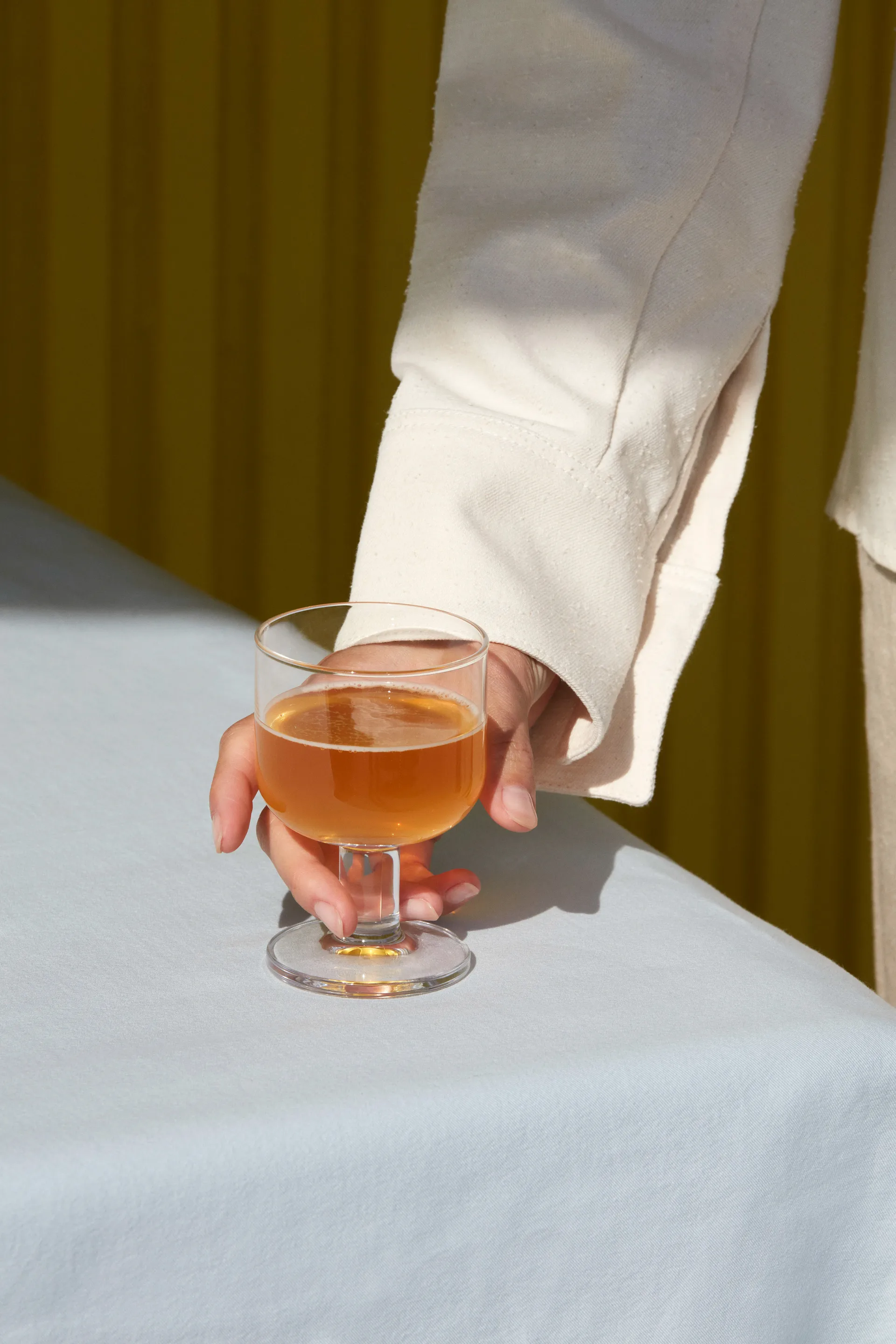 Tavern glass on foot, M 20 cl HAY