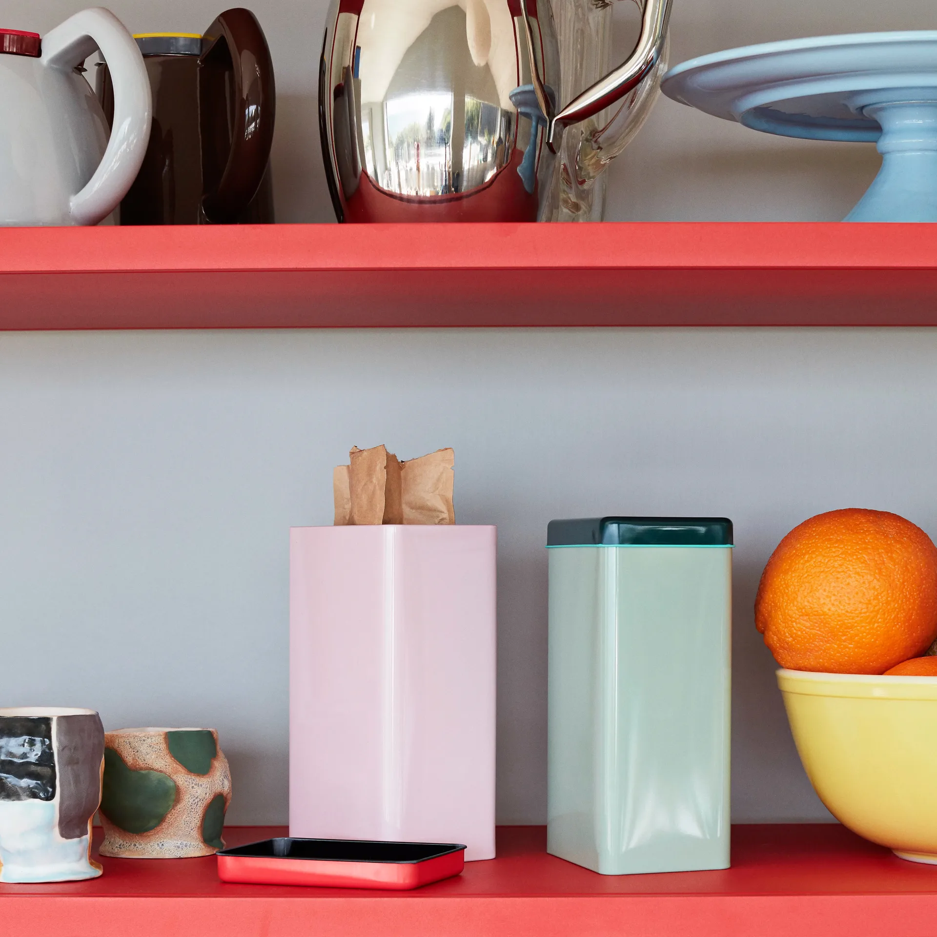 Tin by Sowden tin, Pink HAY