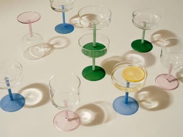 Tint wine glass 25 cl 2-pack - Pink-yellow - HAY