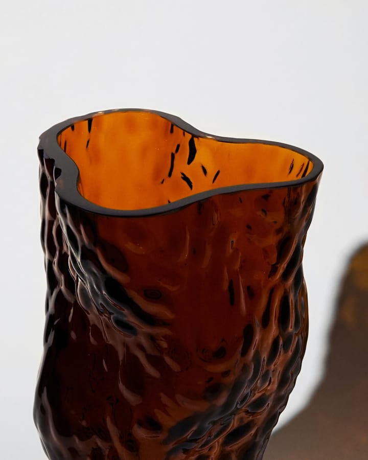 Ostrea Rock glass vase 30 cm, Rust Hein Studio