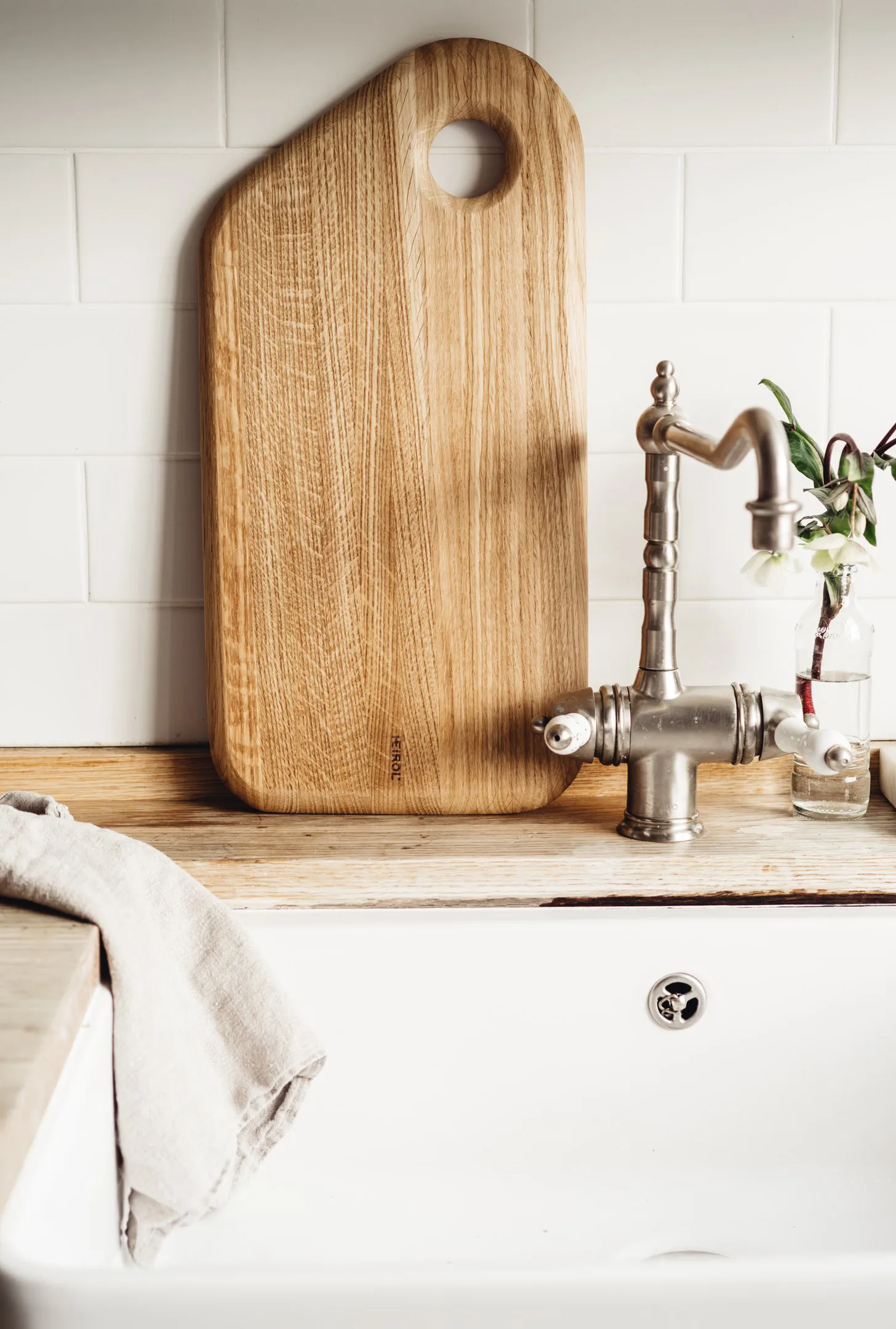 Heirol serving board, Oak Heirol