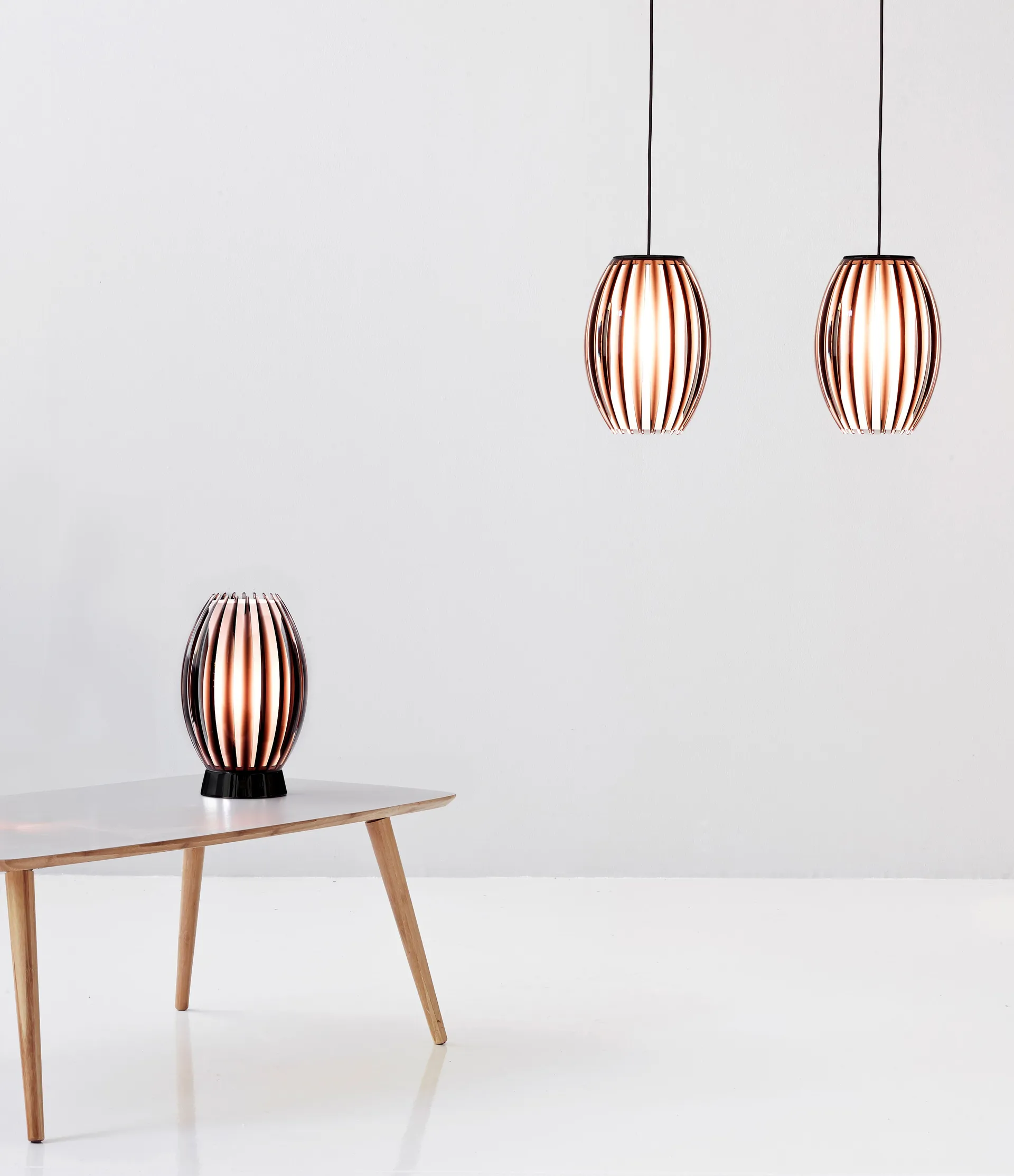 Tentacle table lamp M 34 cm, Black-Smoked Herstal