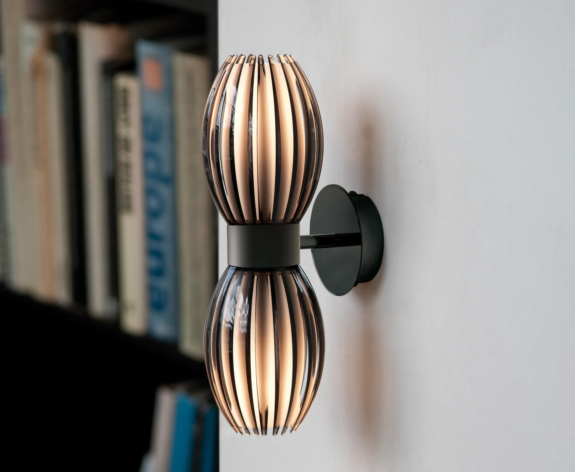 Tentacle wall lamp duo 34 cm, Black-Smoked Herstal